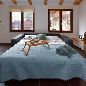https://vintage-garden-apartment.pula-hotels.org